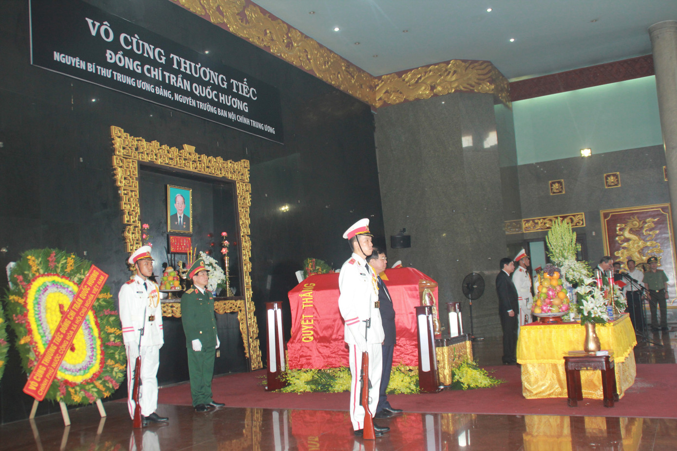 Tiễn biệt huyền thoại tình báo Mười Hương ảnh 2