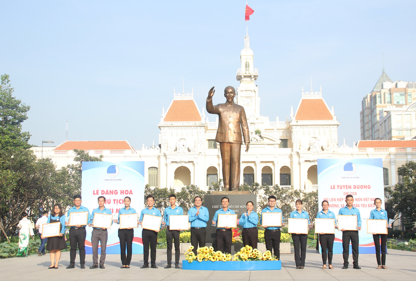 TPHCM tuyên dương 24 Chủ tịch Hội LHTN phường, xã, thị trấn tiêu biểu năm 2020 ảnh 5