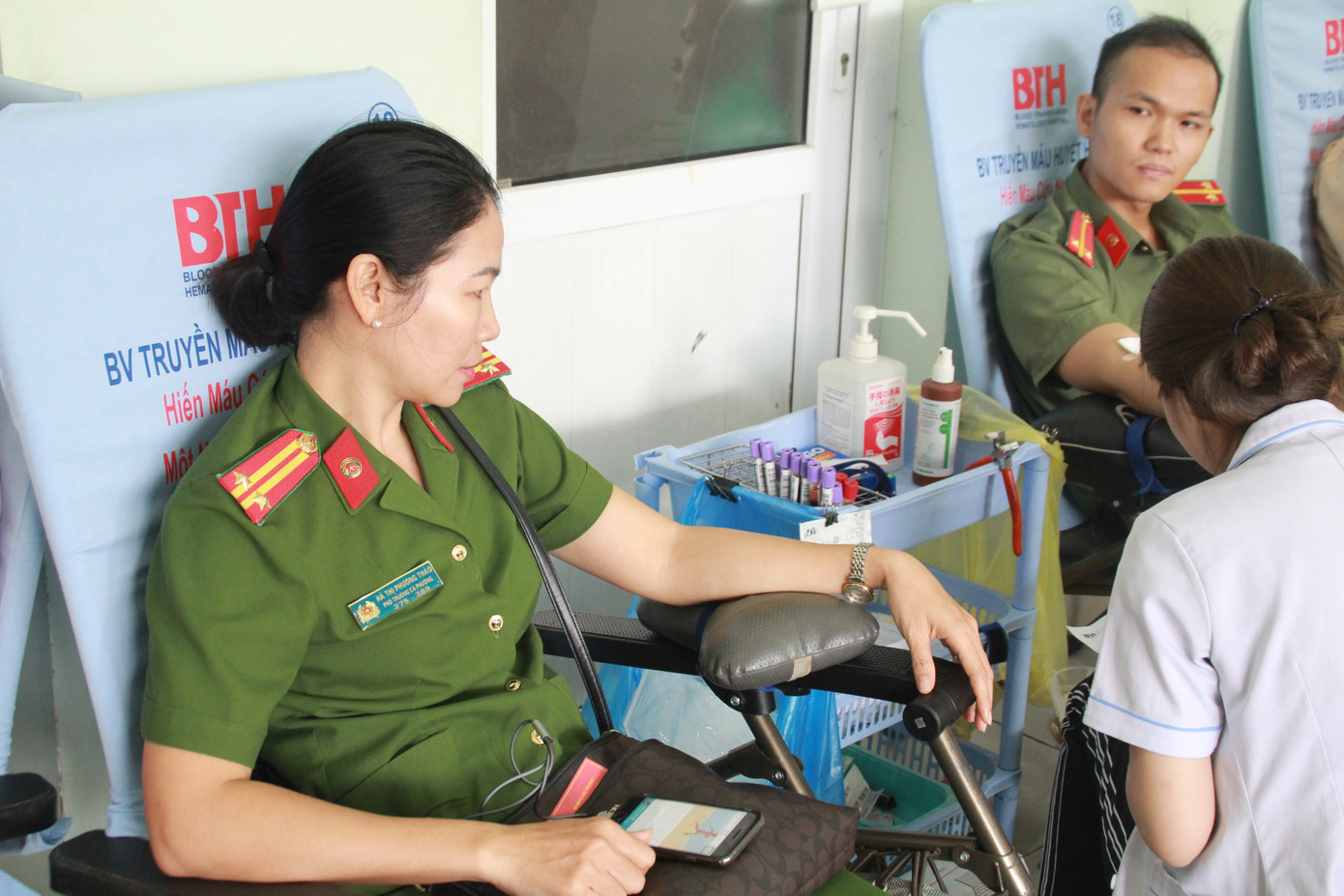 Gần 500 cán bộ, chiến sỹ Công an hiến máu tình nguyện ngày giáp Tết ảnh 11