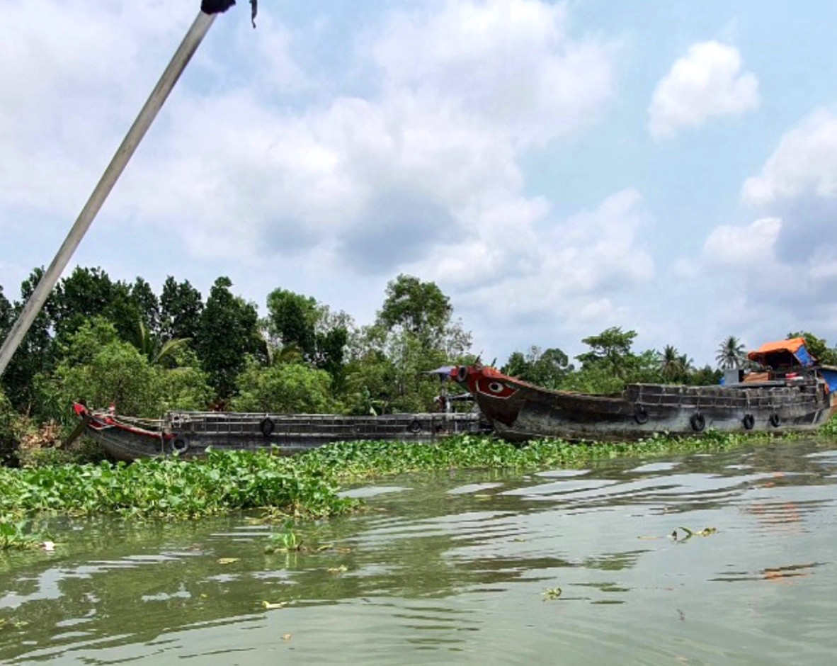 Điều tra vụ 3 người tử vong sau khi 2 tàu rượt đuổi nhau trên sông Tiền ảnh 1