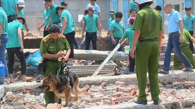 Vụ sập tường ở Vĩnh Long làm 7 người chết: Đề nghị truy tố 4 bị can ảnh 1