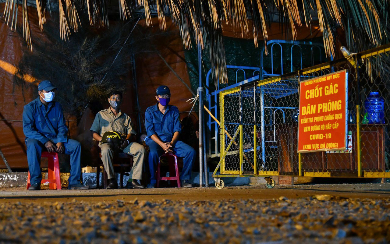 Những ‘lá chắn thép’ trên tuyến đầu phòng chống dịch COVID – 19 ở biên giới ảnh 2