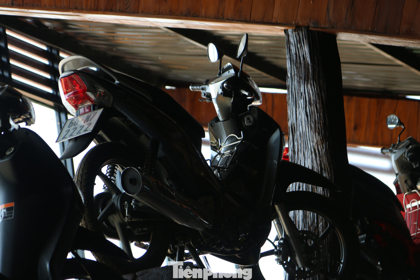 Mê mẩn bộ sưu tập 500 chiếc xe máy biển số 'khủng' ảnh 16