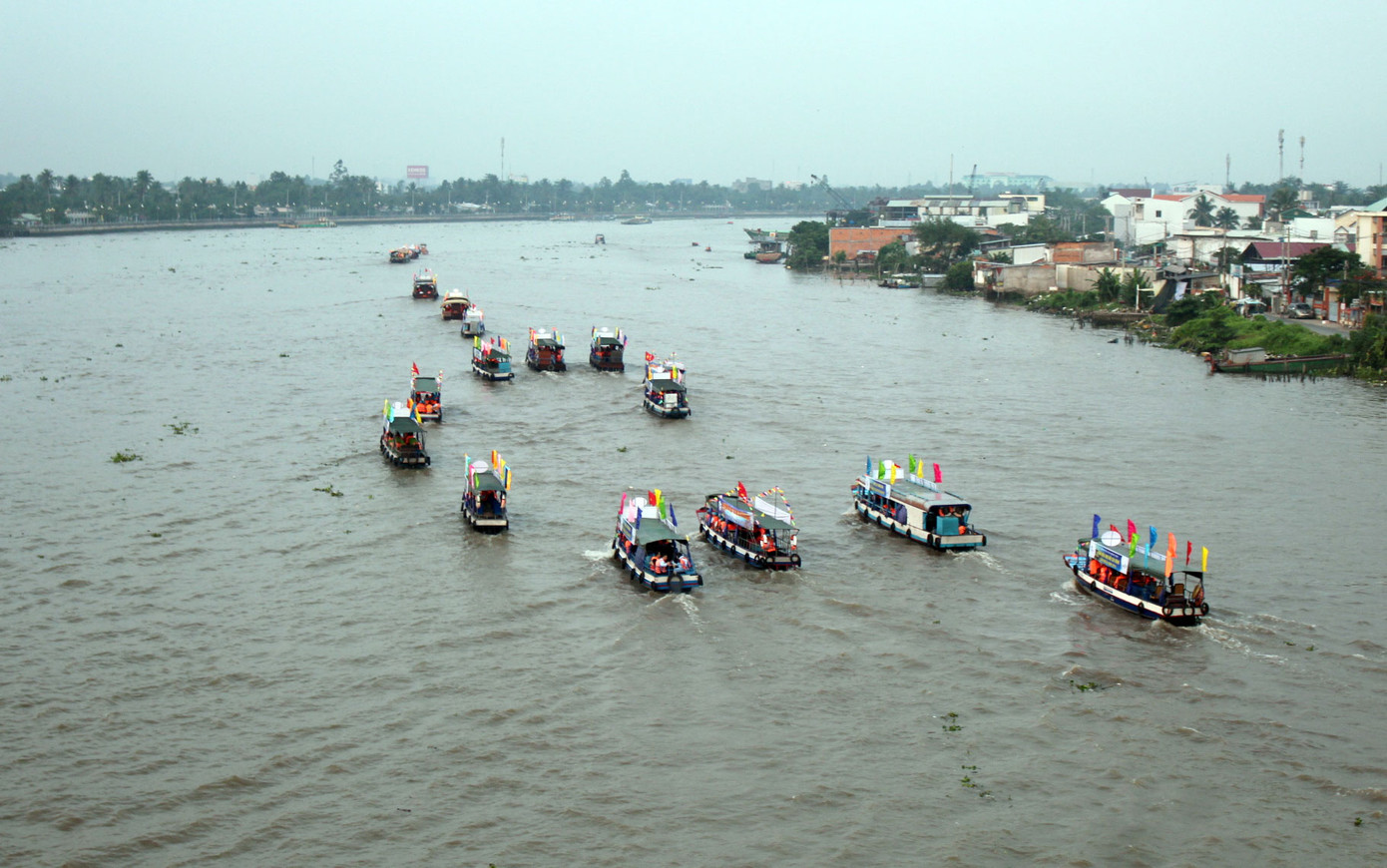 Chữa khỏi người mắc Covid-19, bệnh viện ở TPHCM được thưởng tiền ảnh 2