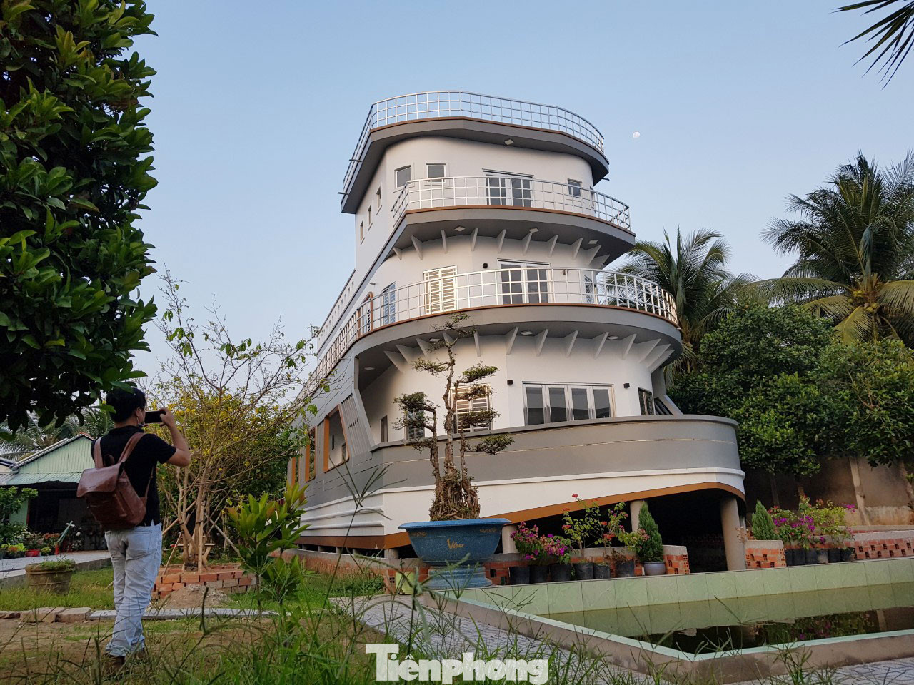 Chiêm ngưỡng 'căn nhà du thuyền' 5 tỷ độc nhất miền Tây ảnh 1