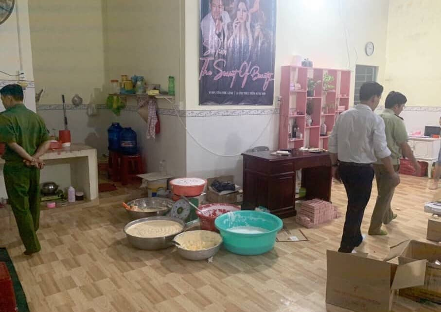 Hơn 85 ngàn hộp mỹ phẩm sản xuất lậu tại công ty bất động sản ảnh 1