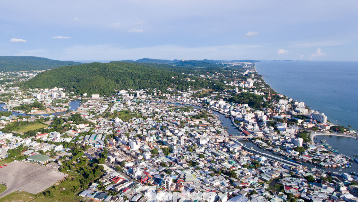 Trình Chính phủ thành lập thành phố Phú Quốc ảnh 1