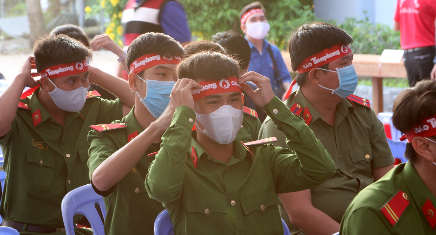 Thượng uý công an Đồng Tháp 9 lần tham gia hiến máu ảnh 2