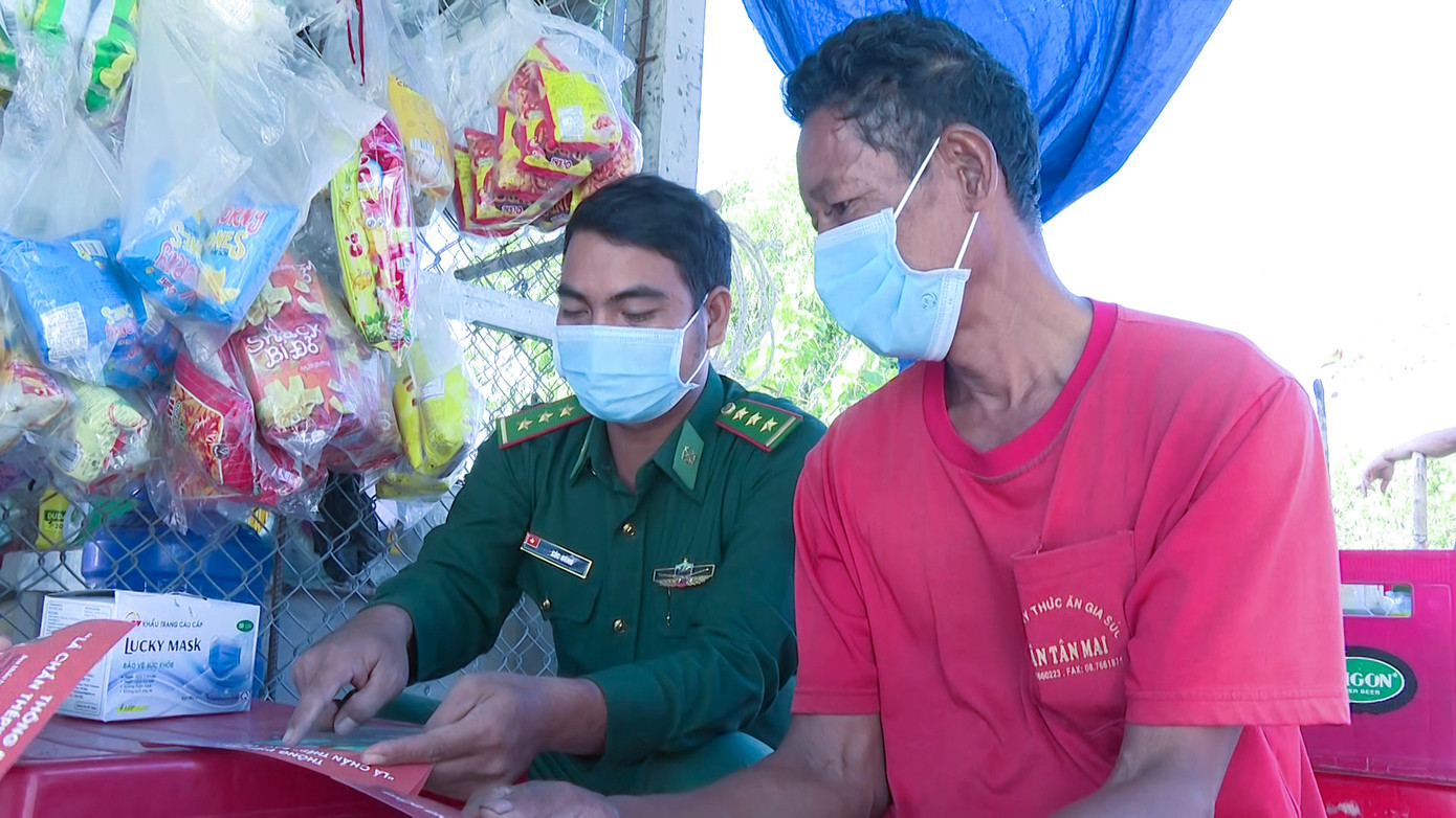 Thượng uý biên phòng giúp người dân phát triển kinh tế ảnh 2