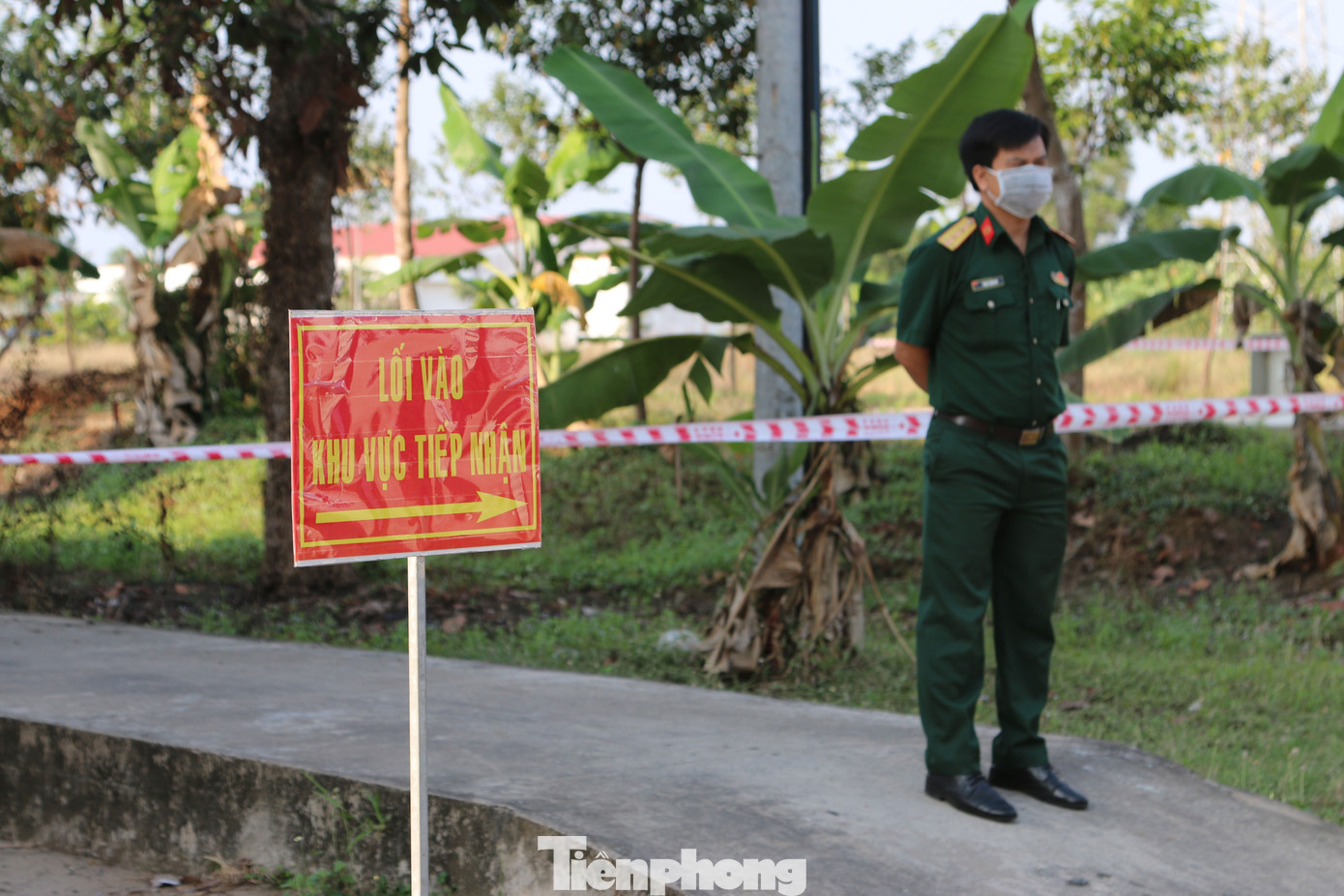 Bên trong khu vực cách ly 28 người về từ vùng dịch tại Trường quân sự Cần Thơ ảnh 4