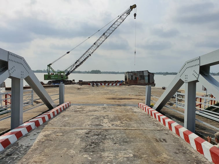 Phà Rạch Miễu tạm đưa vào hoạt động ngày 27/1 ảnh 1