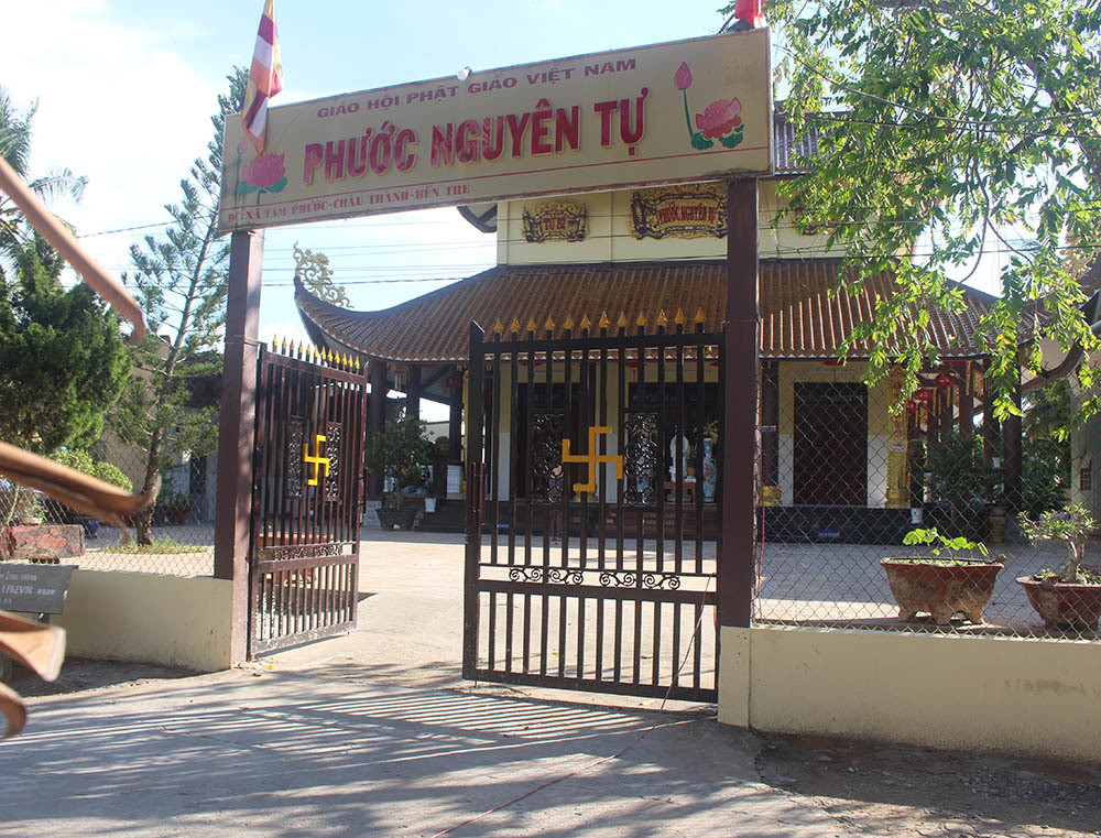 Bắt 2 đối tượng vào chùa trộm gần 20 lượng vàng ở Bến Tre ảnh 1