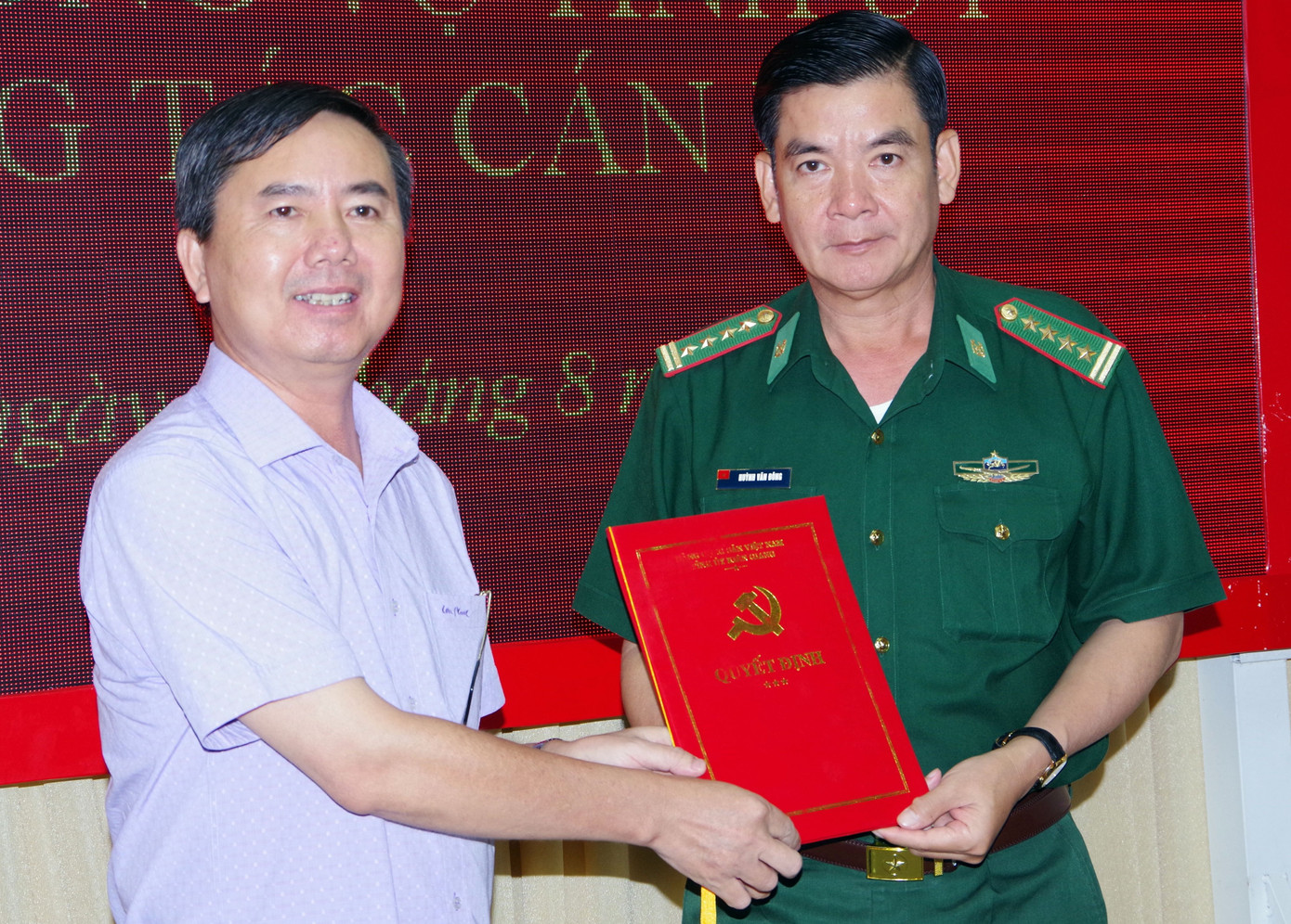 Đại tá Huỳnh Văn Đông giữ chức Bí thư Đảng uỷ Bộ đội biên phòng Kiên Giang ảnh 1