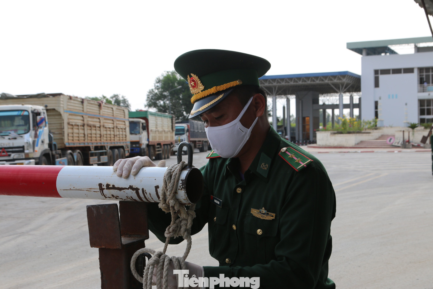 Thời COVID-19, giao thương qua biên giới bằng... xuồng không người lái ảnh 11