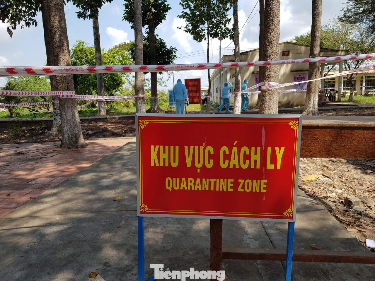 Cuộc sống trong khu cách ly của gia đình nữ tiến sĩ ngành y ảnh 2