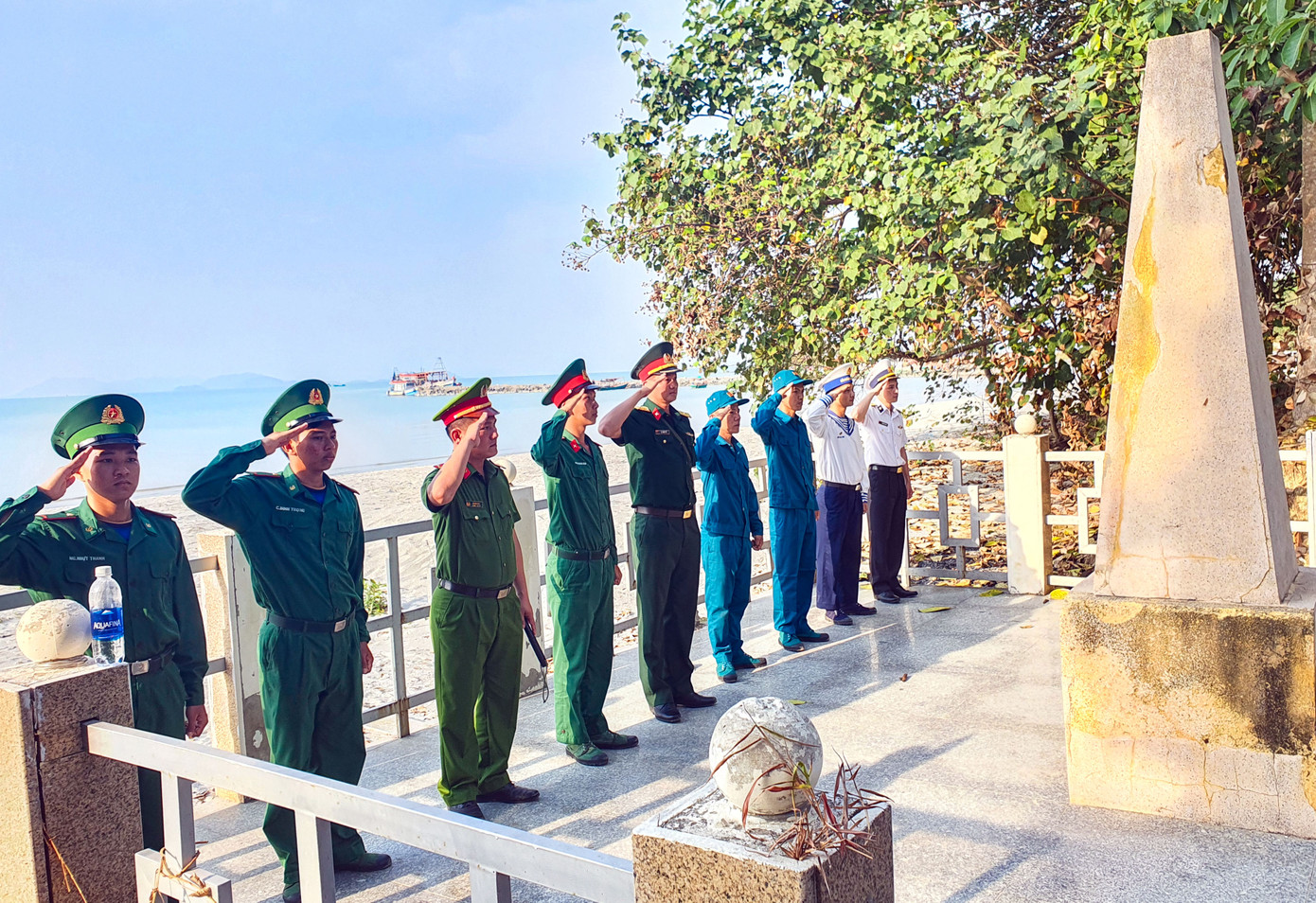 Ngất ngây vẻ đẹp xã đảo Tiên Hải ảnh 17