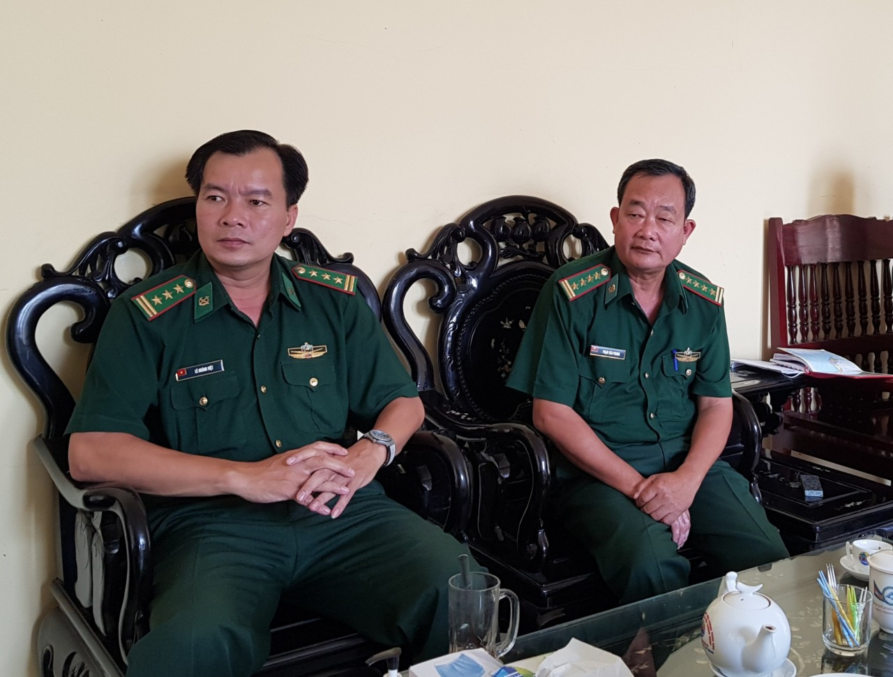 Thượng tá biên phòng giải trình ra sao về kho hàng lậu tại nhà riêng? ảnh 1