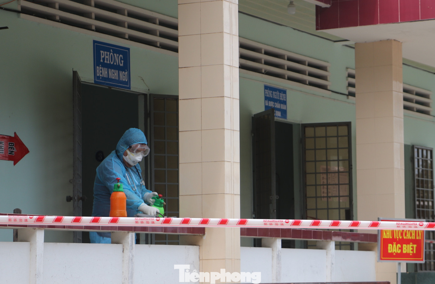 Cận cảnh khu vực phong tỏa, cách ly gần 1.600 người liên quan ca thứ 123 ảnh 11