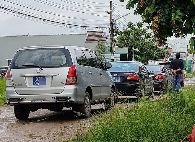 Bộ Nội vụ nói gì về đám cưới 'rình rang' của con Trưởng đoàn ĐBQH tỉnh Sóc Trăng ảnh 2 Bộ Nội vụ nói gì về đám cưới 'rình rang' của con Trưởng đoàn ĐBQH tỉnh Sóc Trăng ảnh 2