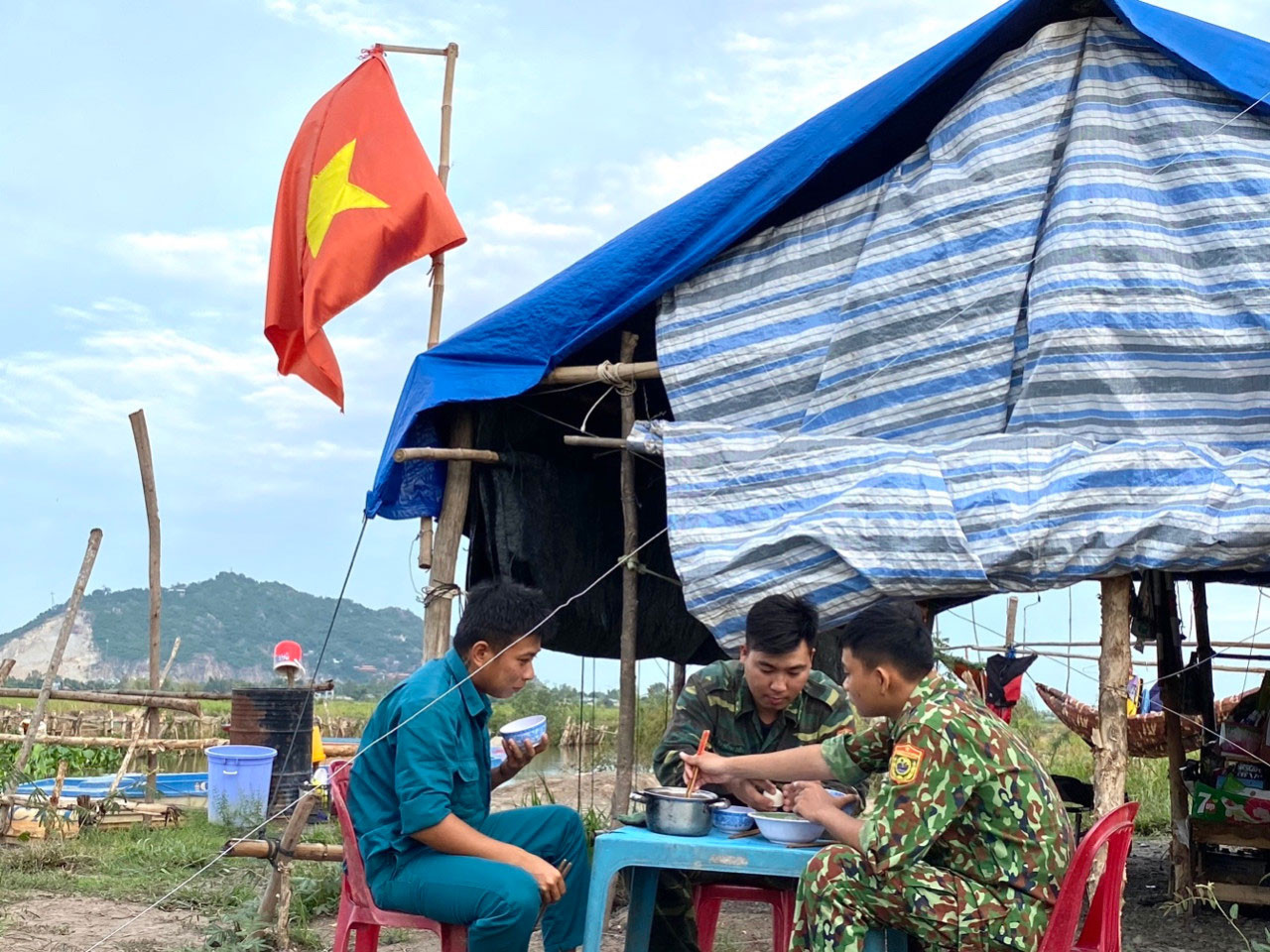 Kiên cường phòng, chống dịch nơi tuyến đầu biên giới An Giang ảnh 15