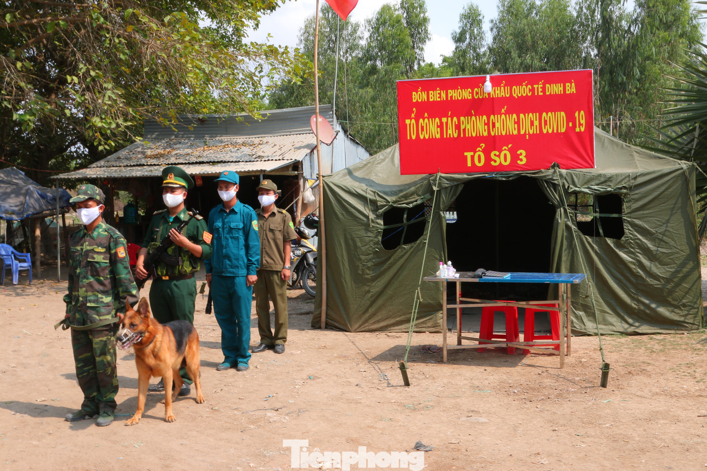 Thời COVID-19, giao thương qua biên giới bằng... xuồng không người lái ảnh 9