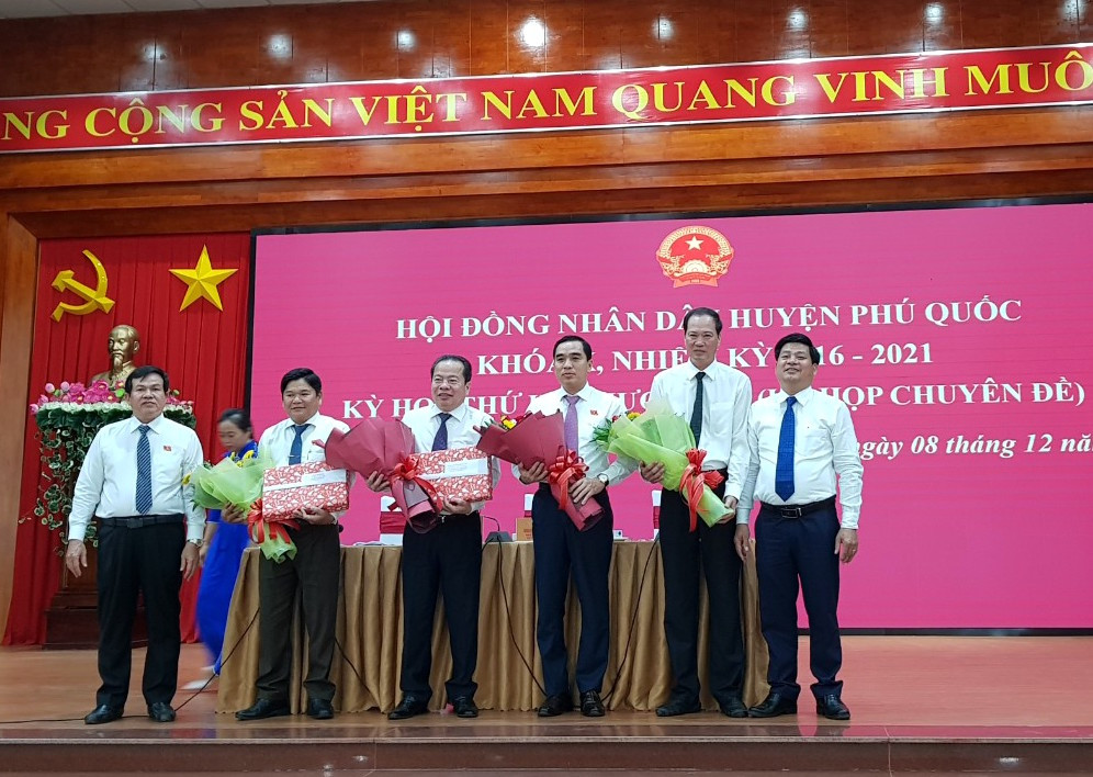 Ông Huỳnh Quang Hưng được bầu làm Chủ tịch UBND huyện Phú Quốc ảnh 2