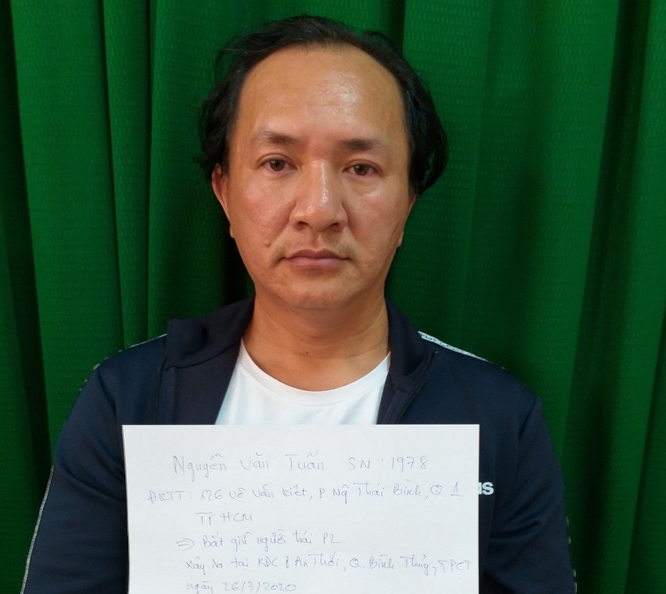 Hai người Pháp bị nhóm đối tượng bịt mặt bắt giữ để đòi món nợ 7 tỷ đồng ảnh 1