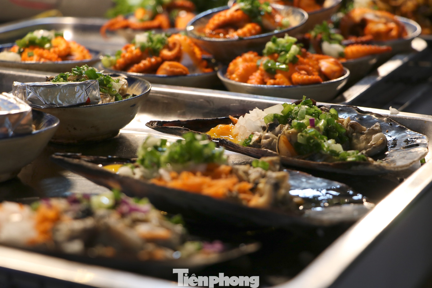 Chợ lớn nhất Phú Quốc nhộn nhịp sau giãn cách xã hội ảnh 23