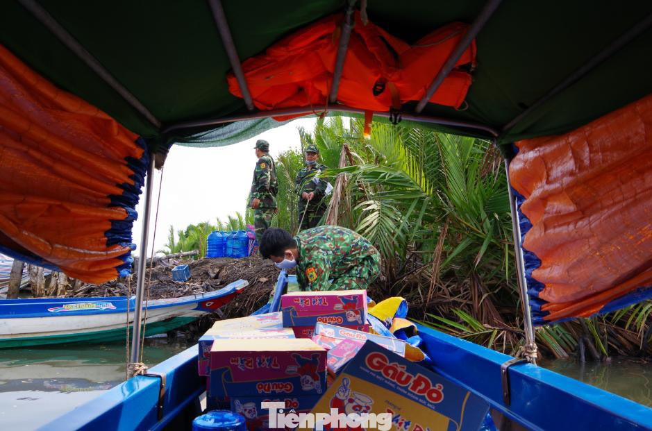 Biên giới Tây Nam những ngày chống dịch COVID -19 ảnh 26