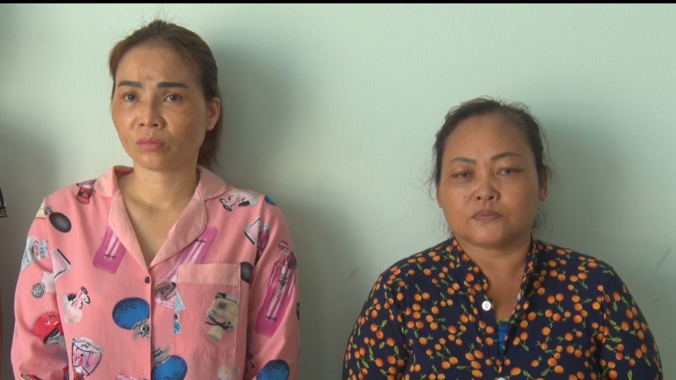 Người đàn bà vận chuyển thuê 2kg ma tuý với giá 10 triệu đồng ảnh 1