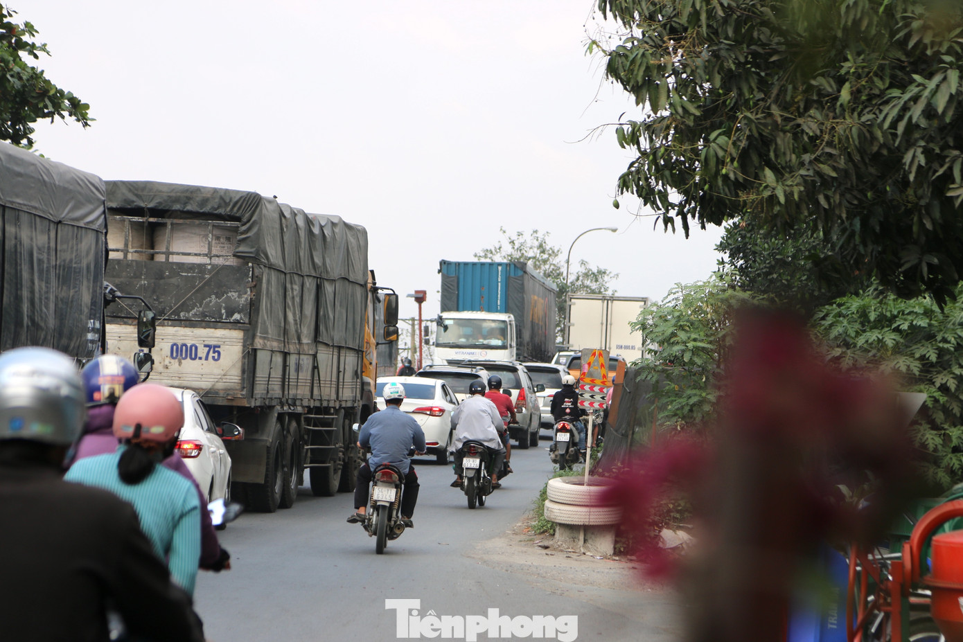 Người dân ùn ùn về quê ăn Tết, quốc lộ miền Tây ùn tắc từ trưa tới tối ảnh 5