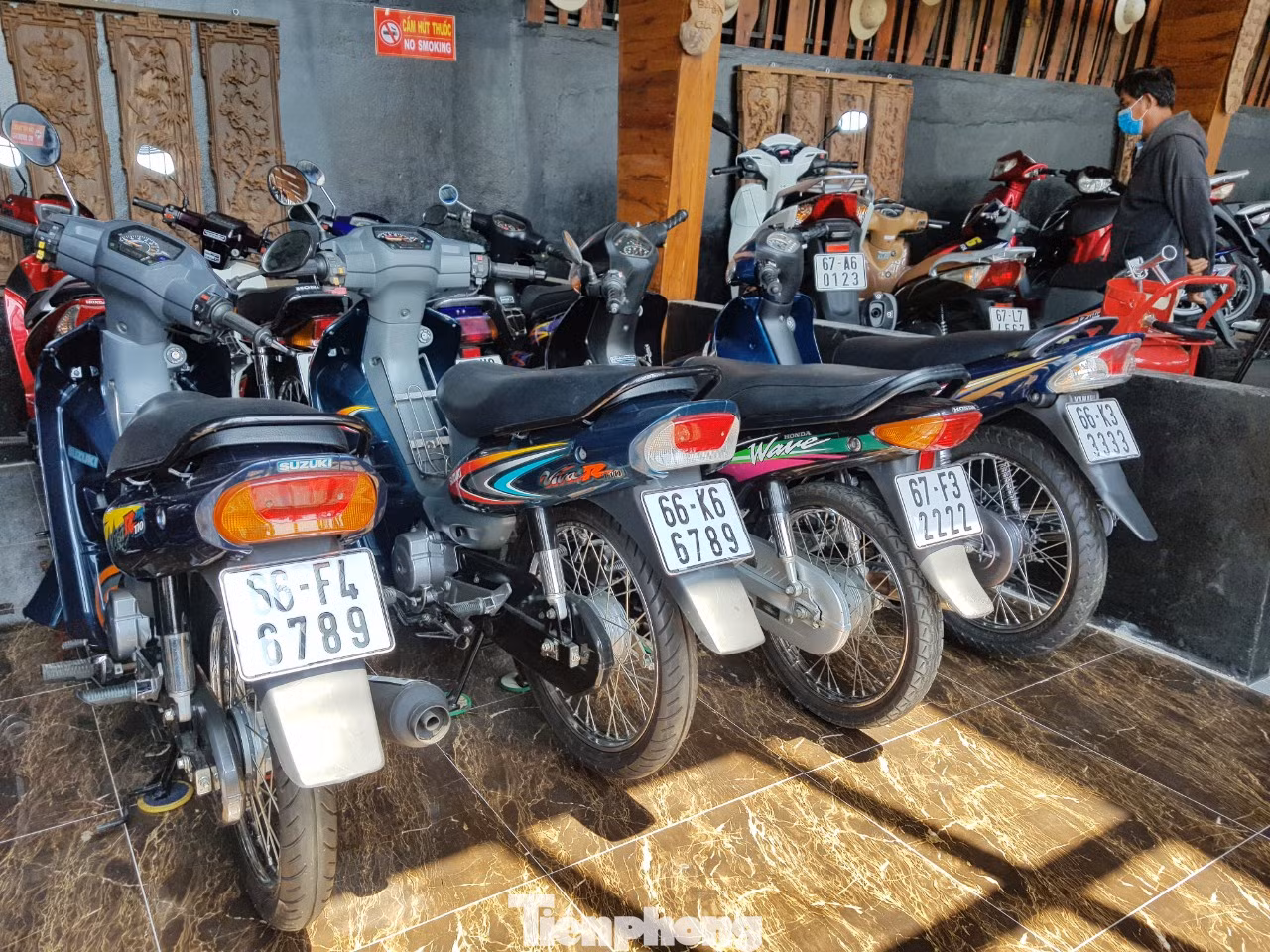 Mê mẩn bộ sưu tập 500 chiếc xe máy biển số 'khủng' ảnh 8