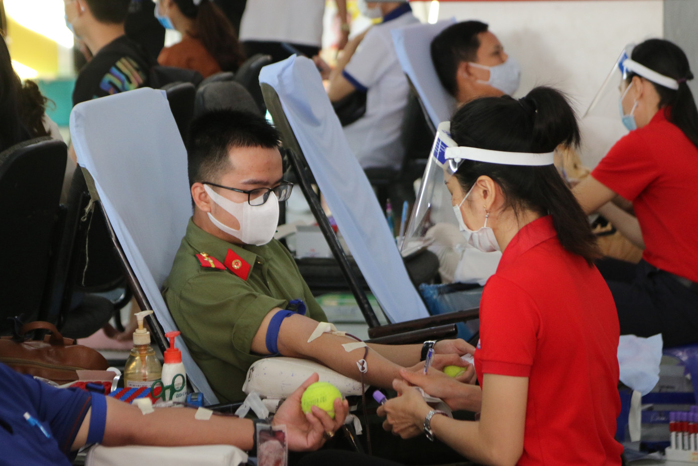 Sôi động Chủ nhật Đỏ lần thứ XIII tại Cần Thơ ảnh 8