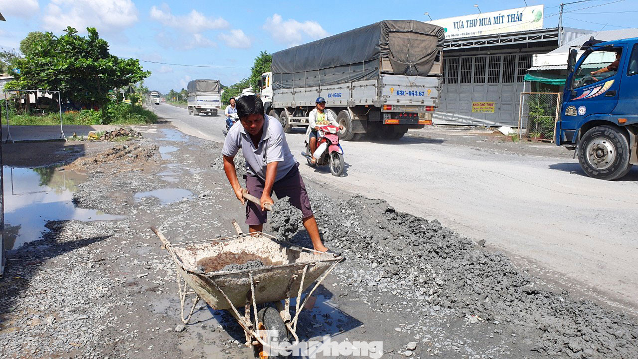 Tuyến tránh Cai Lậy xuất hiện cả ngàn ổ gà, ổ voi ảnh 10