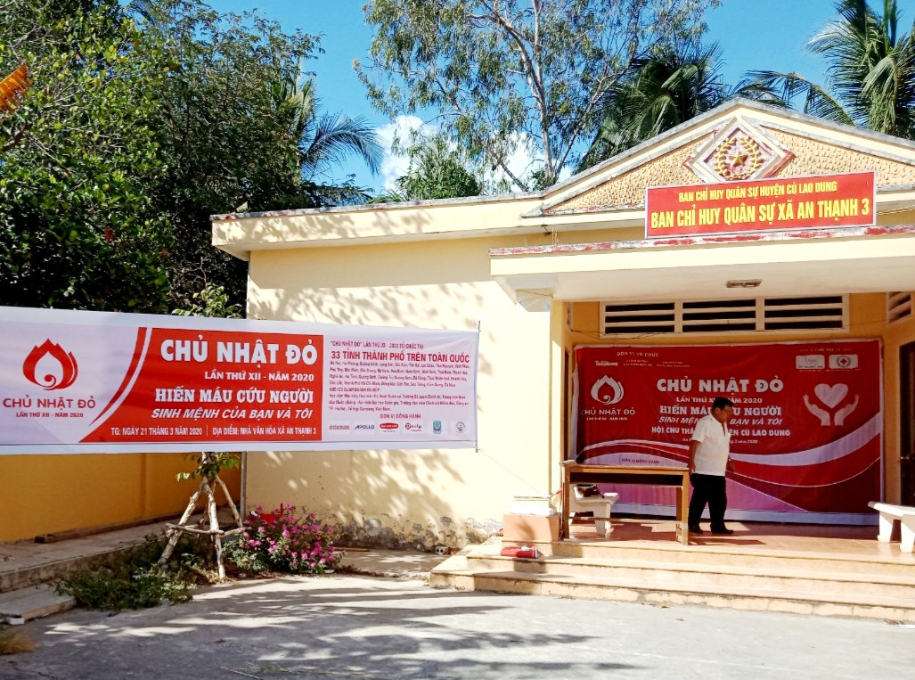 Sôi nổi Chủ nhật Đỏ ở Bình Dương ảnh 9 Sôi nổi Chủ nhật Đỏ ở Bình Dương ảnh 9