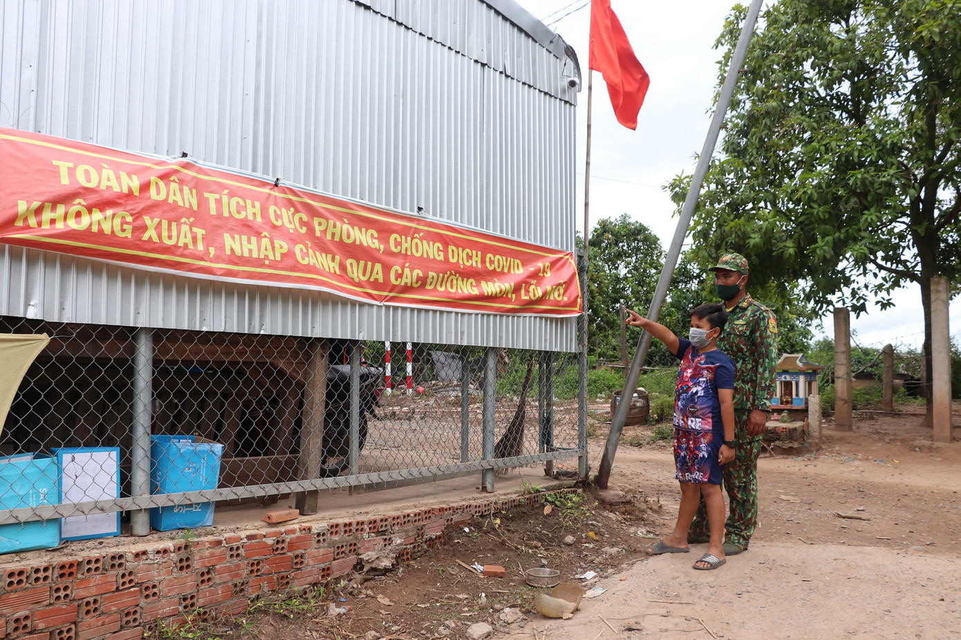 Kiên cường phòng, chống dịch nơi tuyến đầu biên giới An Giang ảnh 4