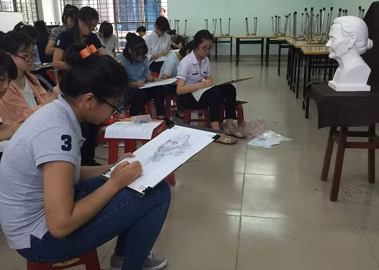 Trường ĐH Kiến trúc TP. HCM: Điểm sàn từ 15 - 20 ảnh 4