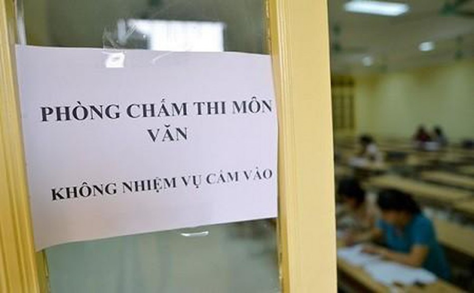 Nhiều địa phương chấm thi xong sớm hơn dự kiến ảnh 1