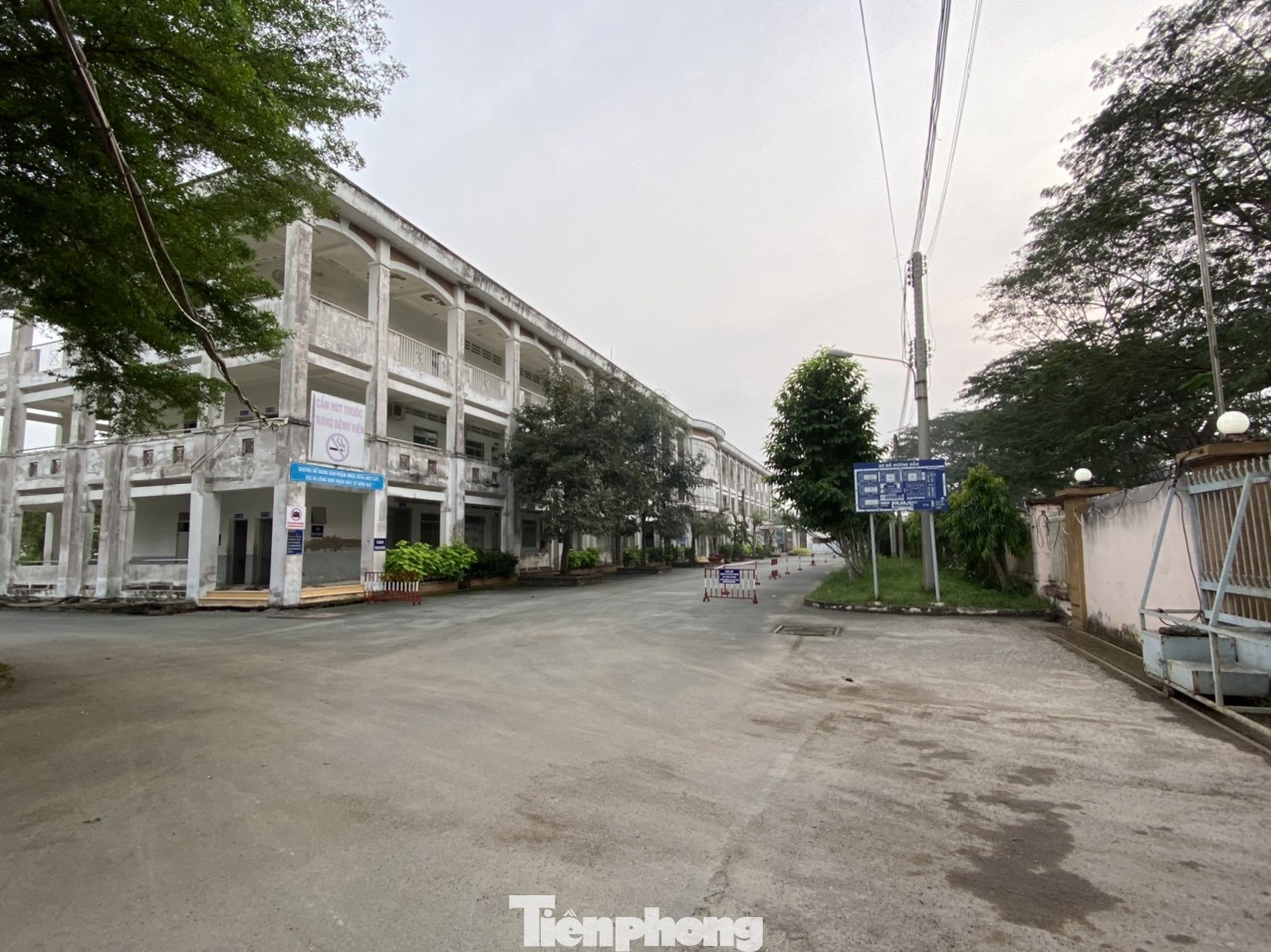 Chưa bàn giao, Bệnh viện Tâm thần TPHCM đã sụt lún như gặp động đất ảnh 9