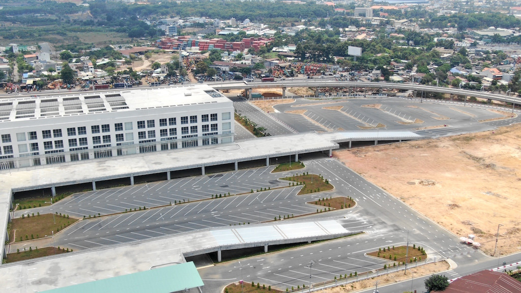 Bến xe Miền Đông mới vẫn tiếp tục trễ hẹn ảnh 11