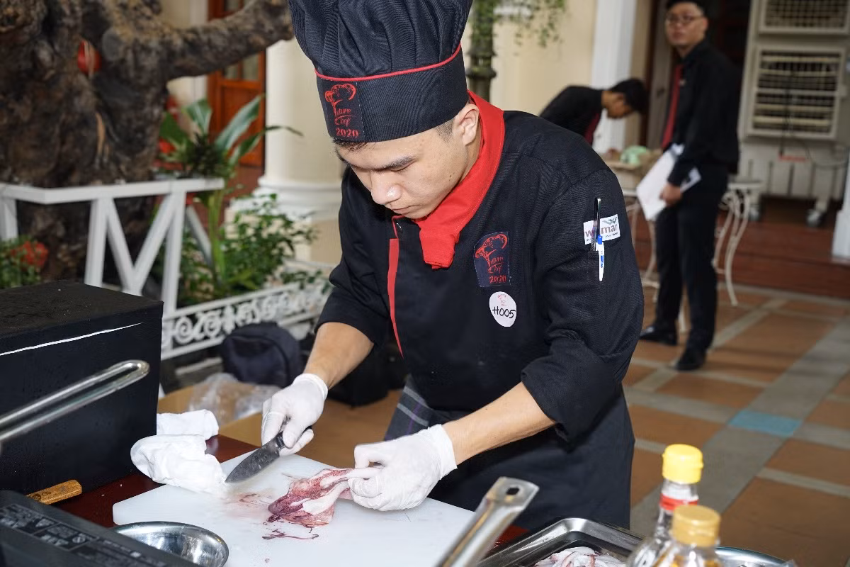 Sinh viên trường ĐH Hoa Sen nâng tầm ẩm thực Việt ảnh 1