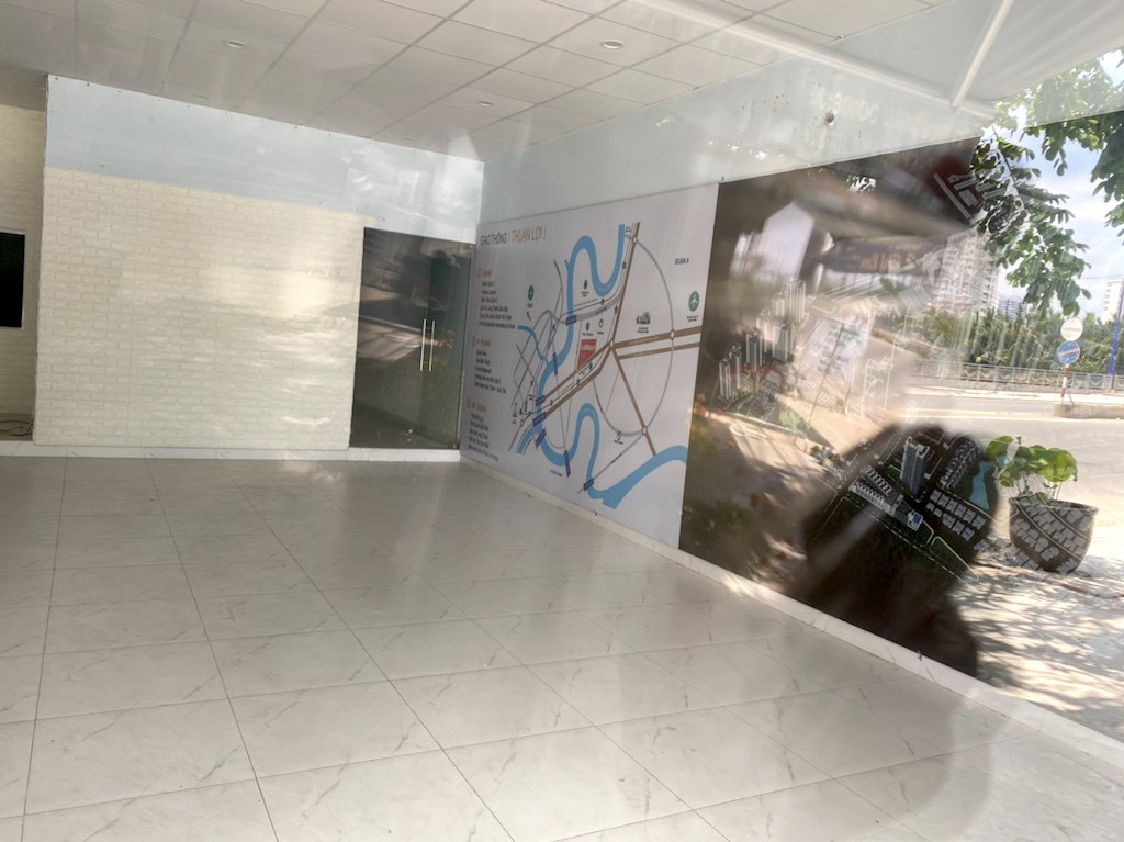 Hàng loạt sàn môi giới bất động sản đóng cửa vì dịch Covid-19 ảnh 8