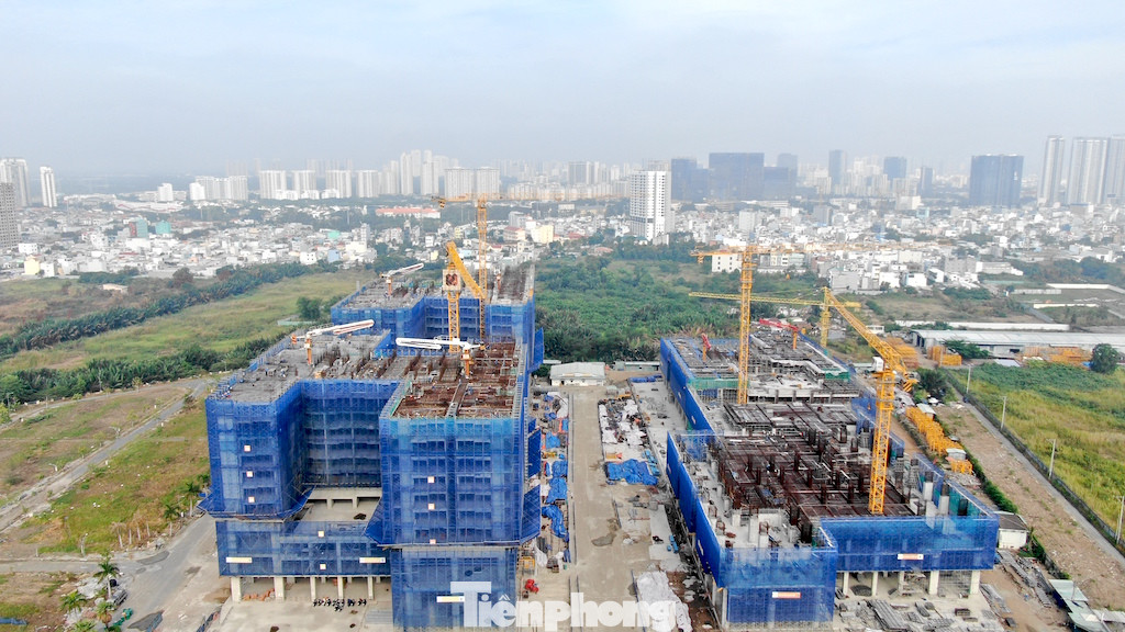 Cổ phiếu bất động sản: Không phải rẻ là ngon ảnh 1