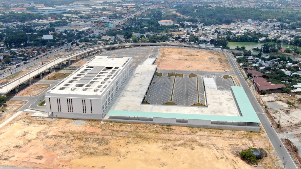 Bến xe Miền Đông mới vẫn tiếp tục trễ hẹn ảnh 3