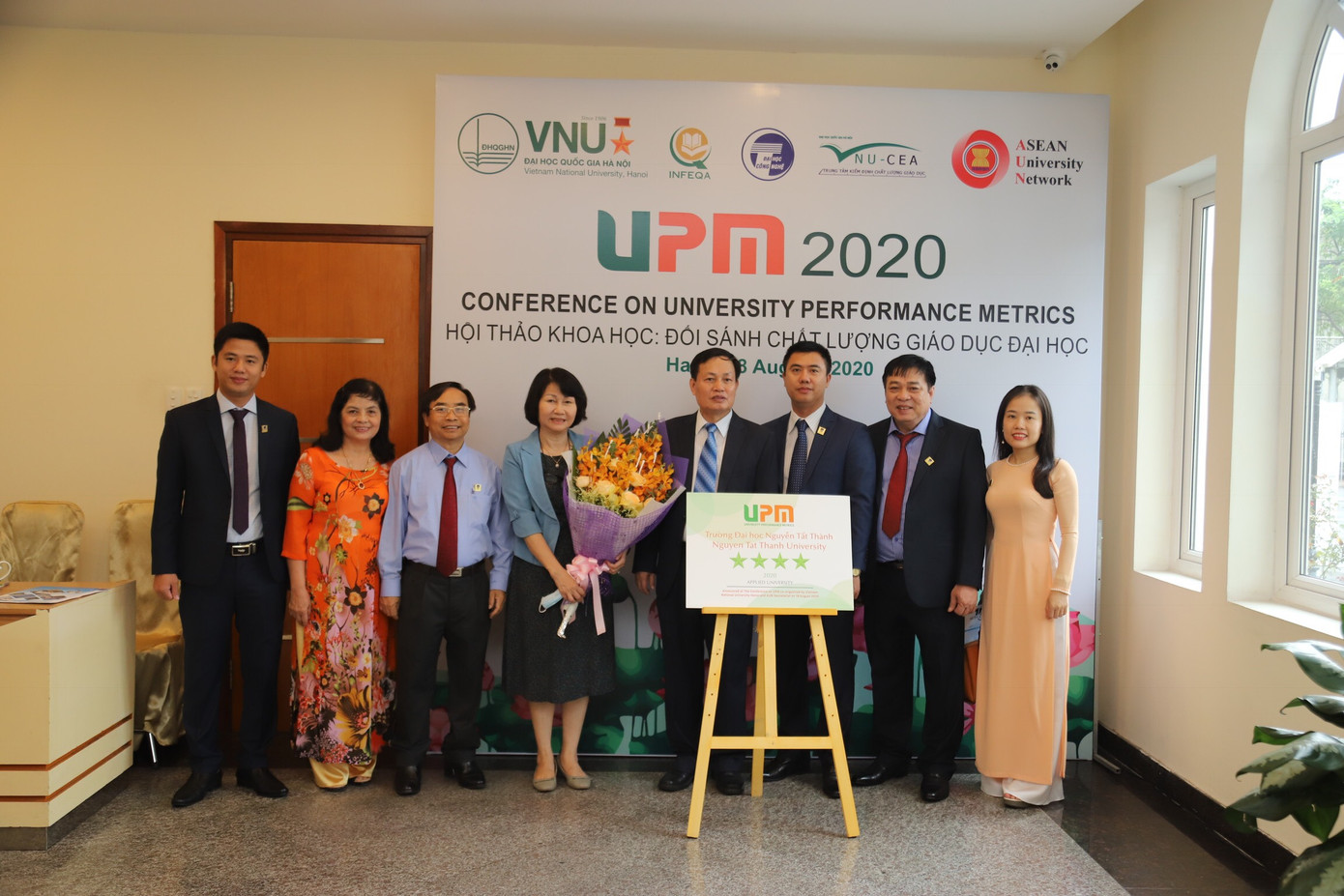 Trường ĐH Nguyễn Tất Thành lọt Top 5 trường đại học định hướng ứng dụng 4 sao ảnh 1