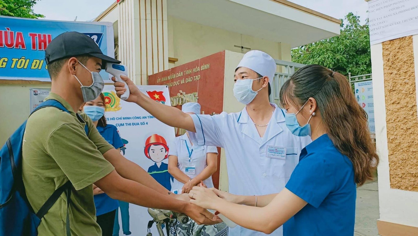 Có bao nhiêu thí sinh phải đi thi nhờ trong đợt thi thi tốt nghiệp lần 2? ảnh 1