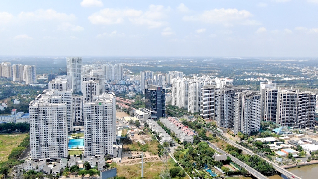 Ken đặc chung cư trên con đường ngoại ô Sài Gòn nhìn từ trên cao ảnh 7