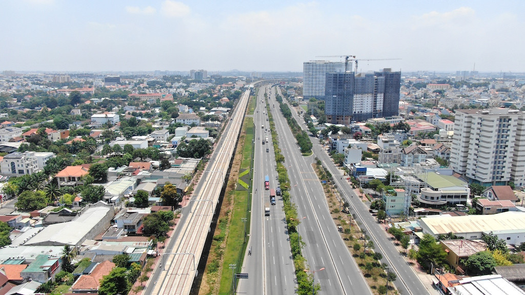 Tuyến metro đầu tiên của Sài Gòn đang thi công tới đâu? ảnh 14