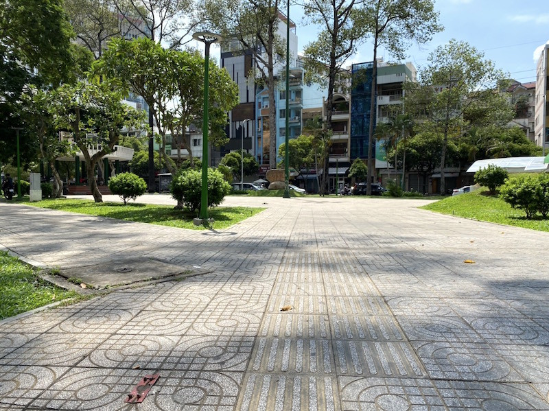 Công viên Sài Gòn đìu hiu giữa mùa dịch COVID-19 ảnh 11