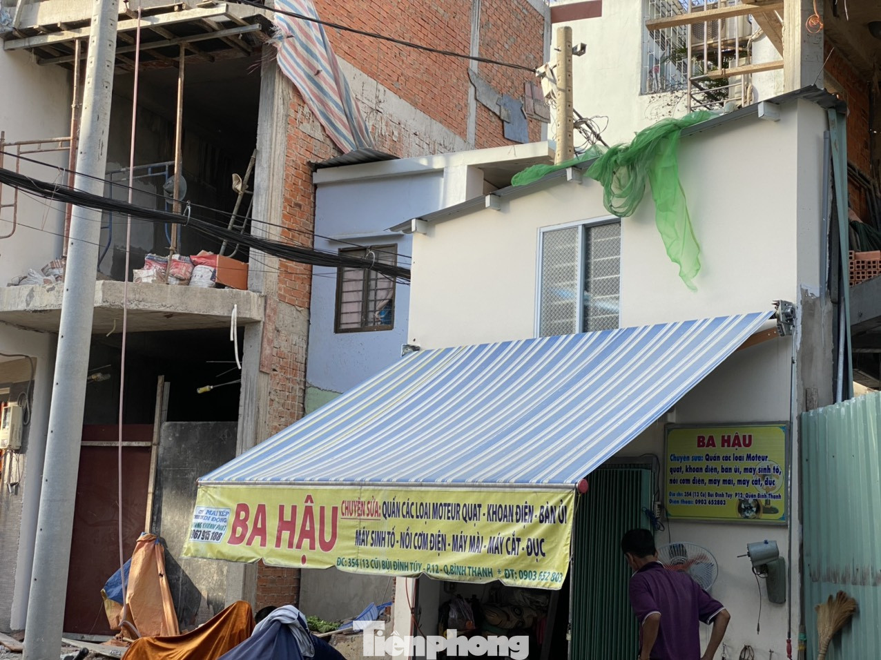 Loạt nhà siêu mỏng ở Sài Gòn vì 'nhường' đất mở rộng đường ảnh 22